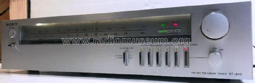FM-AM Program Tuner ST-242; Sony Corporation; (ID = 2424484) Radio