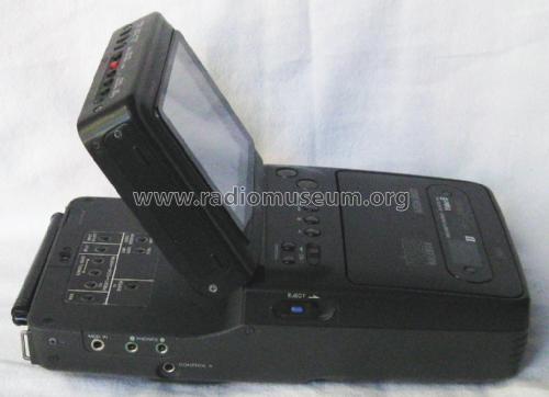 Videorecorder - Video Walkman GV-300E; Sony Corporation; (ID = 2321119) Television