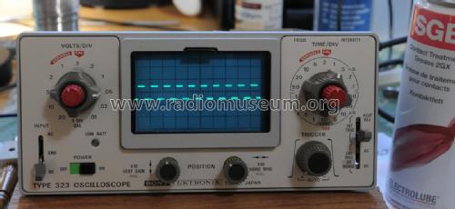 Portable Oscilloscope 323; Sony-Tektronix, (ID = 2264510) Equipment