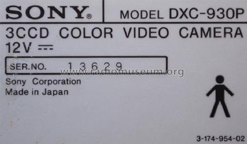 Color Video Camera 3CCD DXC-930P; Sony Corporation; (ID = 1650050) TV-studio