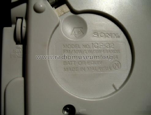 4 Band Receiver ICF-32; Sony Corporation; (ID = 853183) Radio