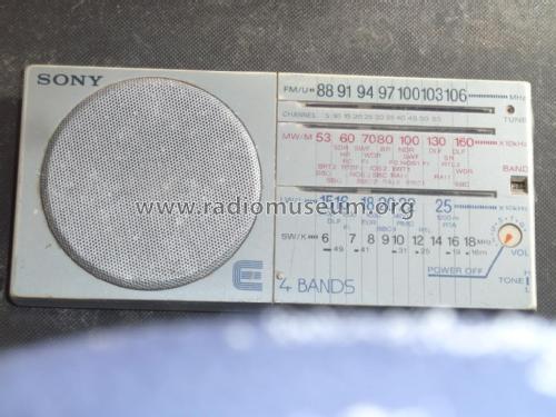 4 Band Receiver ICF-32; Sony Corporation; (ID = 2086542) Radio