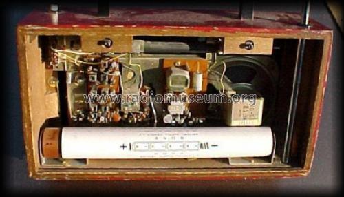 9 Transistor 8F-47W; Sony Corporation; (ID = 1542513) Radio