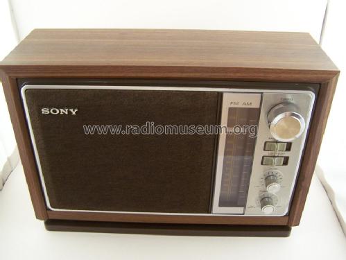 AM/FM Table Radio ICF-9740W Radio Sony Corporation; Tokyo, build