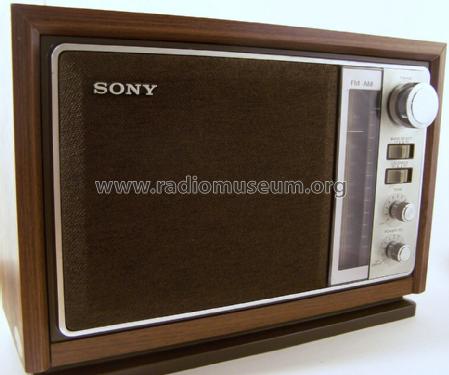 AM/FM Table Radio ICF-9740W; Sony Corporation; (ID = 1208963) Radio