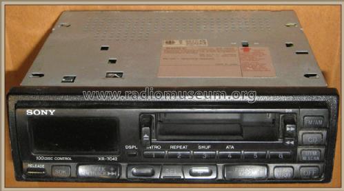 FM/AM Cassette Car Stereo XR-7042; Sony Corporation; (ID = 2038422) Car Radio