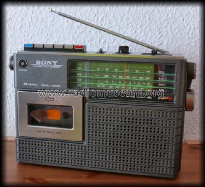 Cassette-Corder 4 Bands CF-210L; Sony Corporation; (ID = 1546902) Radio