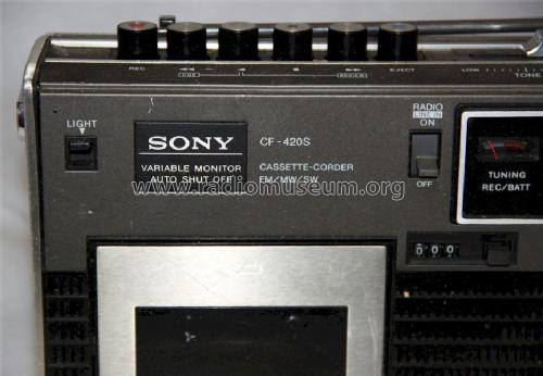 Cassette-Corder FM/MW/SW 4 Bands CF-420S; Sony Corporation; (ID = 1237723) Radio