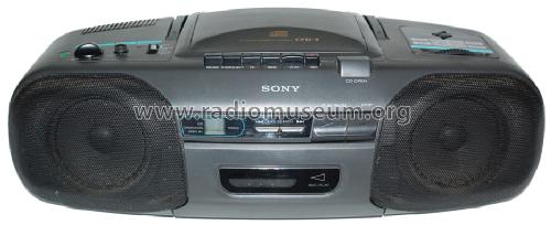 CD Radio Cassette-Corder CFD-9; Sony Corporation; (ID = 1353833) Radio