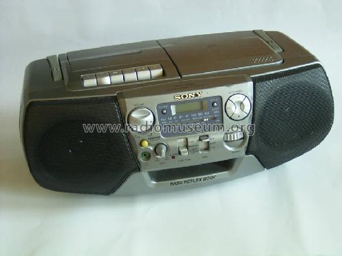 CD Radio Cassette-Corder CFD-V27L; Sony Corporation; (ID = 522619) Radio