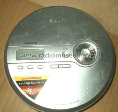 CD Walkman D-NE241; Sony Corporation; (ID = 1595237) Ton-Bild