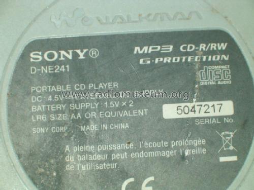CD Walkman D-NE241; Sony Corporation; (ID = 1595238) Ton-Bild
