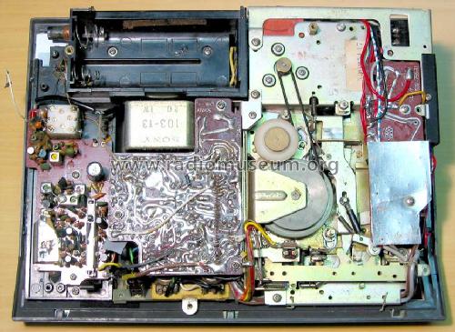 Cassette Corder AM-FM CF-300; Sony España; Hispano (ID = 281585) Radio