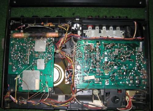 4 Band Radio Cassette Recorder CF-470L; Sony Corporation; (ID = 970771) Radio
