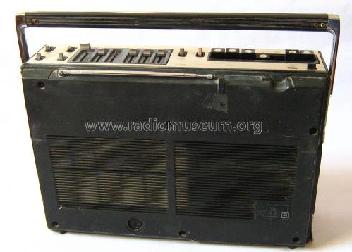 Cassette-Corder 3 Bands CF-490S; Sony Corporation; (ID = 1429859) Radio