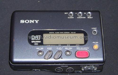 DAT-Walkman TCD-D7; Sony Corporation; (ID = 991716) Sonido-V