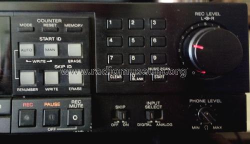 Digital Audio Tape Deck DTC-1000 ES; Sony Corporation; (ID = 1830824) Sonido-V