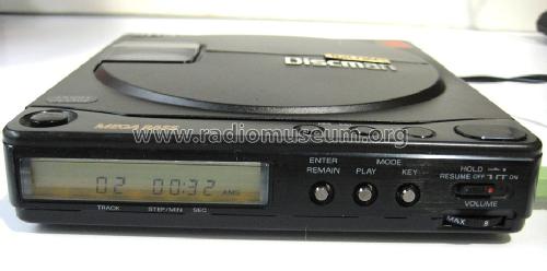 Discman - Mega Bass D-99; Sony Corporation; (ID = 1472733) R-Player