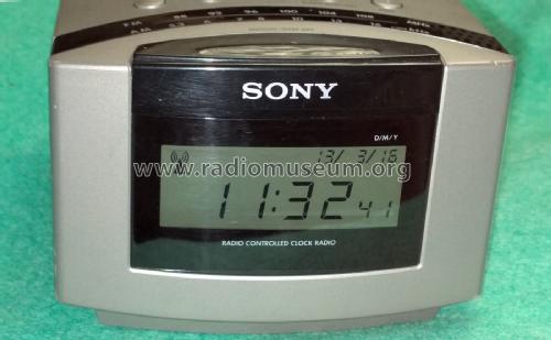 Dream Machine / Radio Controlled Clock Radio ICF-C50; Sony Corporation; (ID = 1971580) Radio