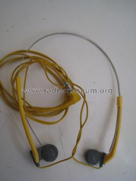 Dynamic Stereo Headphones MDR-W10; Sony Corporation; (ID = 2064026) Speaker-P