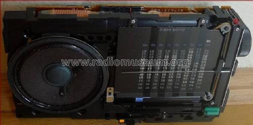 FM/AM Multi Band Receiver ICF-7601L; Sony Corporation; (ID = 1526196) Radio