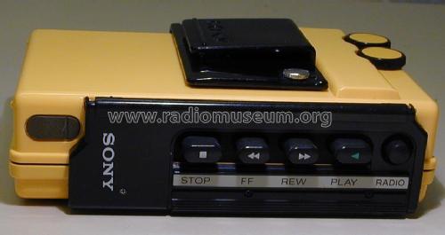FM/AM Sports Walkman WM-F35; Sony Corporation; (ID = 1487162) Radio