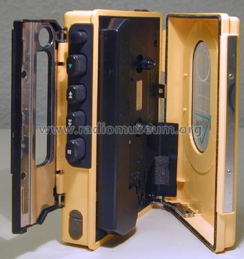 FM/AM Sports Walkman WM-F35; Sony Corporation; (ID = 1487164) Radio