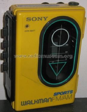 FM/AM Sports Walkman WM-F35; Sony Corporation; (ID = 1525011) Radio