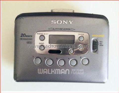 FM/AM Walkman Radio Cassette Player WM-FX425; Sony Corporation; (ID = 1885354) Radio