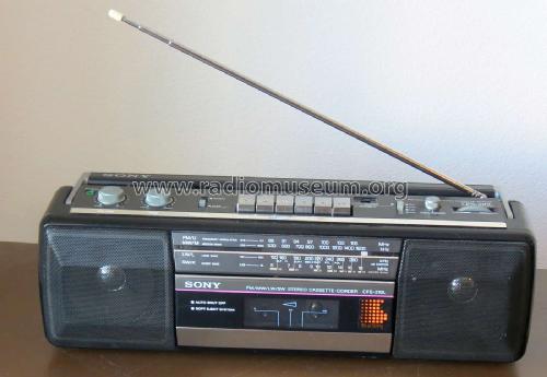 FM/MW/LW/SW Stereo Cassette - Corder CFS-210L; Sony Corporation; (ID = 1988860) Radio