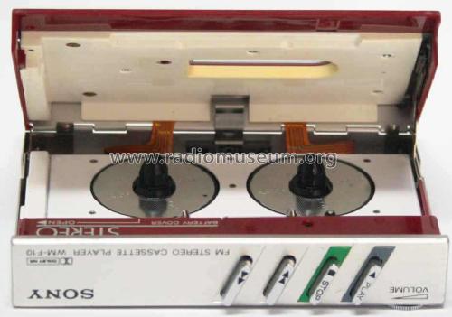 FM Stereo Cassette Player Walkman FM WM-F10; Sony Corporation; (ID = 1661681) Radio