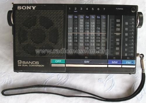 FM/MW/SW 9 Band Receiver ICF-4900 Radio Sony Corporation 