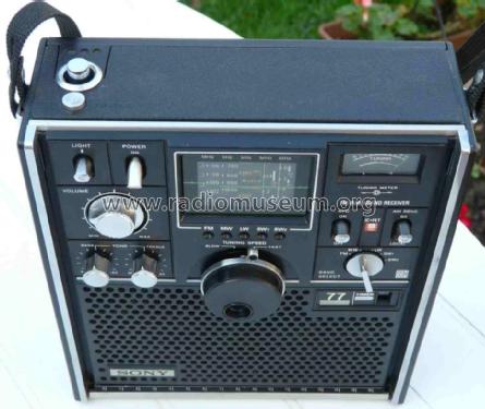 Captain 77 ICF-5800L; Sony Corporation; (ID = 1073101) Radio