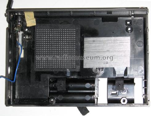 FM/LW/MW/SW PLL Synthesized Receiver ICF-7600D; Sony Corporation; (ID = 738344) Radio