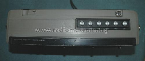 FM/SW/MW/LW 6 Band Receiver ICF-8900 L; Sony Corporation; (ID = 1329027) Radio