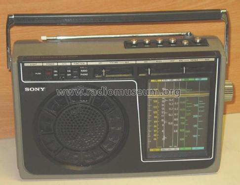 FM/SW/MW/LW 6 Band Receiver ICF-8900 L; Sony Corporation; (ID = 157591) Radio