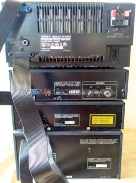 Mini Hi-Fi Component System MHC-2600; Sony Corporation; (ID = 2056770) Radio