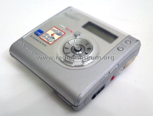 Portable Hi-MD Recorder MZ-NH700; Sony Corporation; (ID = 1784945) R-Player