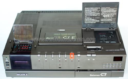 Video Cassette Recorder SL-C 7; Sony Corporation; (ID = 808392) R-Player