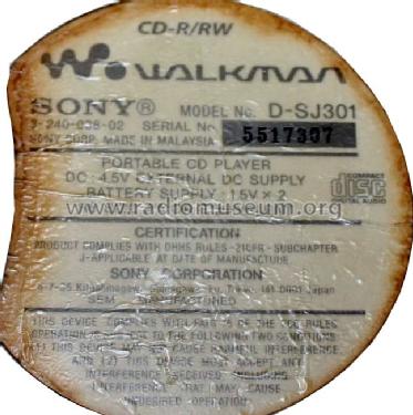 Sports CD Walkman D-SJ301; Sony Corporation; (ID = 1524558) R-Player