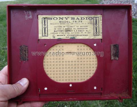 TR-74; Sony Corporation; (ID = 1224411) Radio