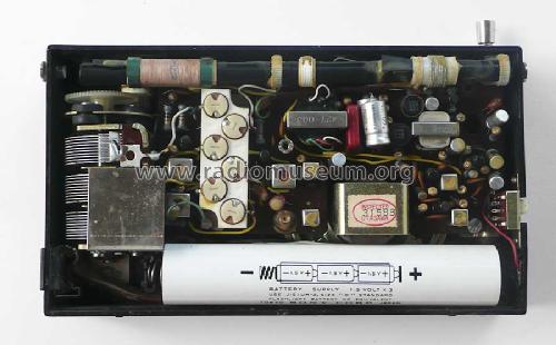 Super Sensitive TR-815Y; Sony Corporation; (ID = 514608) Radio