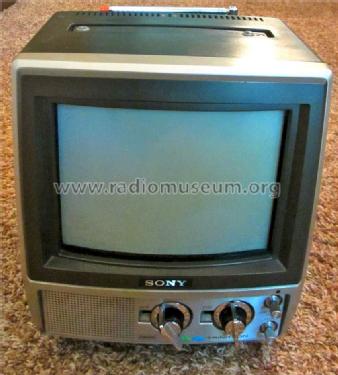 Trinitron Color TV Receiver KV-9300; Sony Corporation; (ID = 1521288) Television