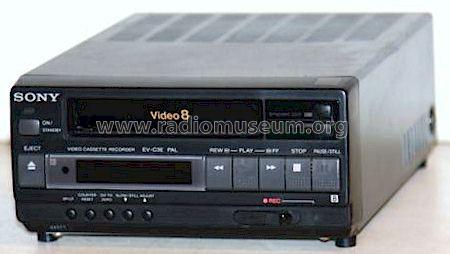 Video 8 Cassette Recorder EV-C3E PAL; Sony Corporation; (ID = 843592) Reg-Riprod