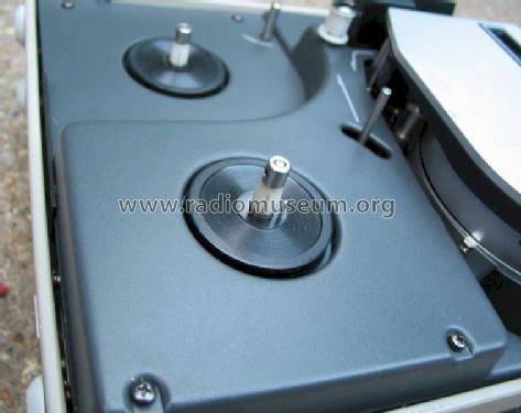Sony-Matic Portable Videocorder - Videorecorder AV-3420CE; Sony Corporation; (ID = 1031706) R-Player