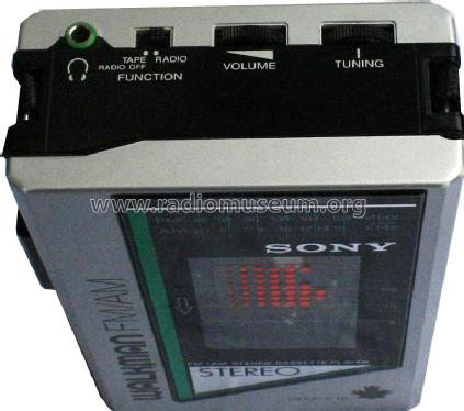 Walkman FM/AM WM-F12; Sony Corporation; (ID = 1702854) Radio