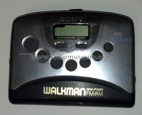 Walkman FM/AM WM-FX251; Sony Corporation; (ID = 1417494) Radio