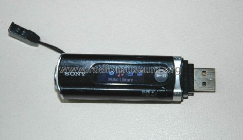 Walkman, Digital Music Player NWD-B103F BC; Sony Corporation; (ID = 1038462) Radio
