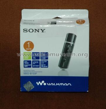 Walkman, Digital Music Player NWD-B103F BC; Sony Corporation; (ID = 1038466) Radio