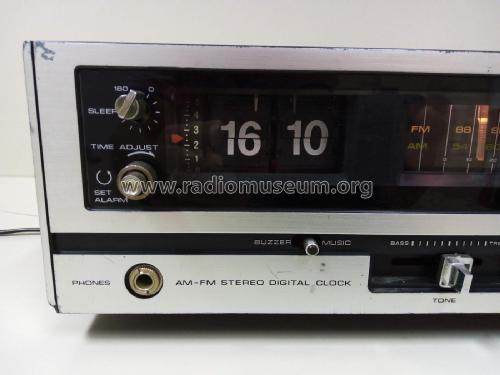 AM-FM Stereo Digital Clock Radio 3933; Soundesign (ID = 2702648) Radio